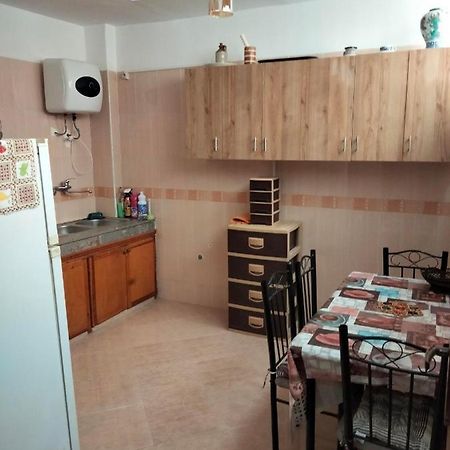 Appartement Meuble Bien Situe A أغادير المظهر الخارجي الصورة